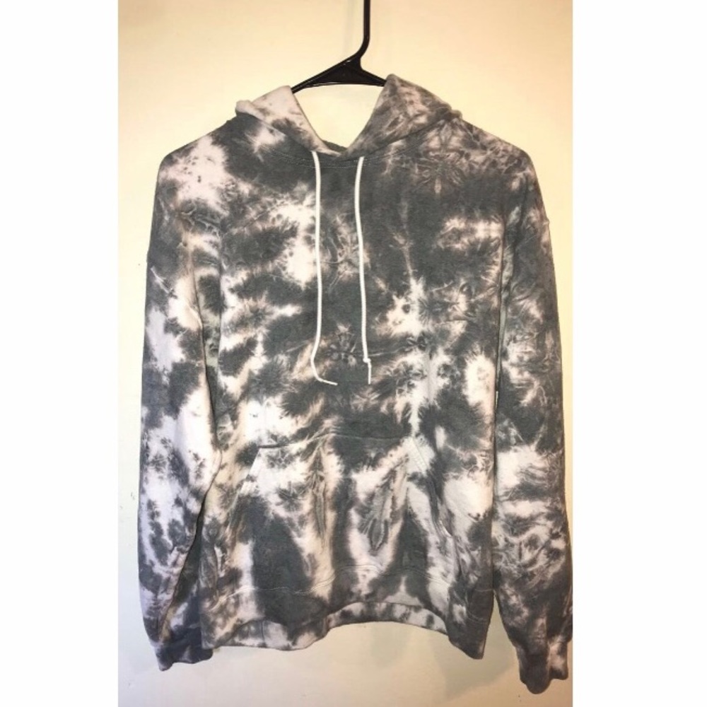 Grey tie dye hoodie size MEDIUM